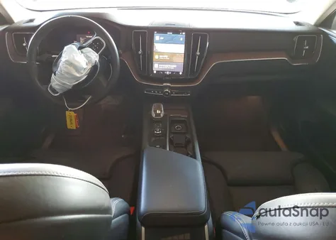 2023 Volvo Xc60 из США, поврежденный, VIN YV4L12RF9P1257897